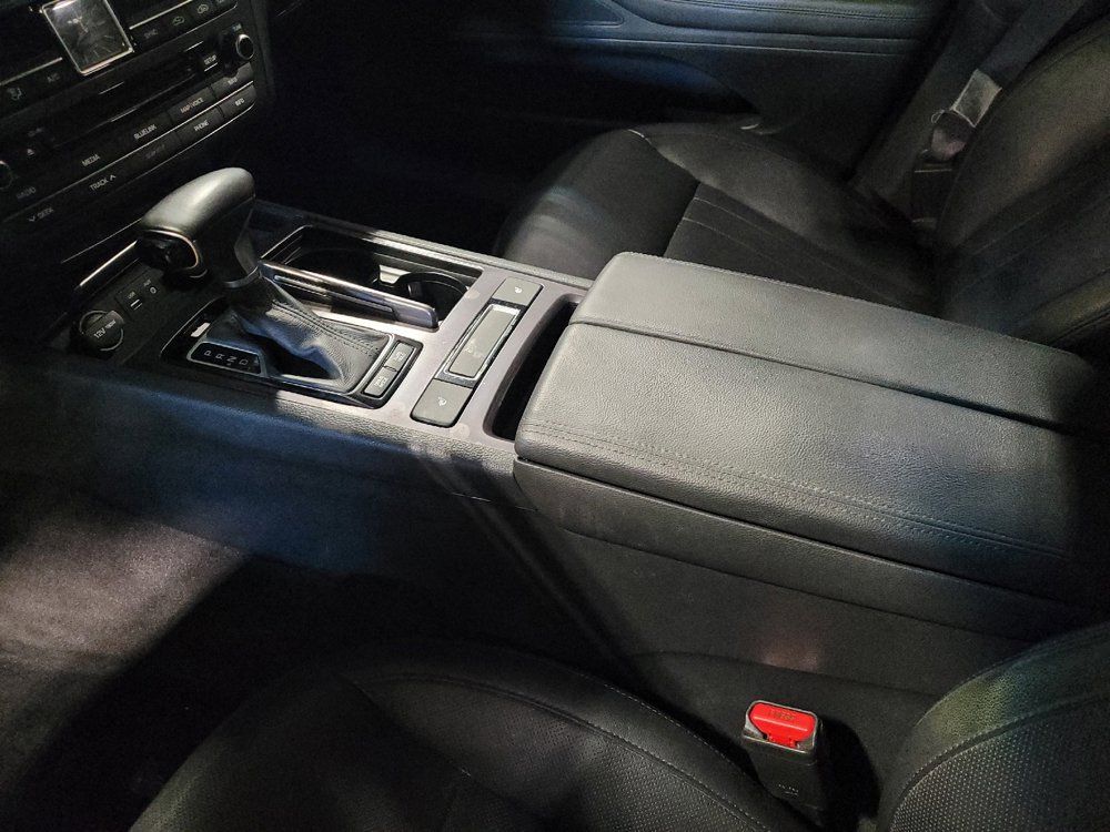 Used 2018 Genesis G80 3.8 RWD image 26