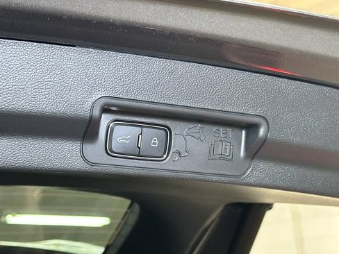 New 2026 Ford Explorer Tremor AWD/4WD image 18