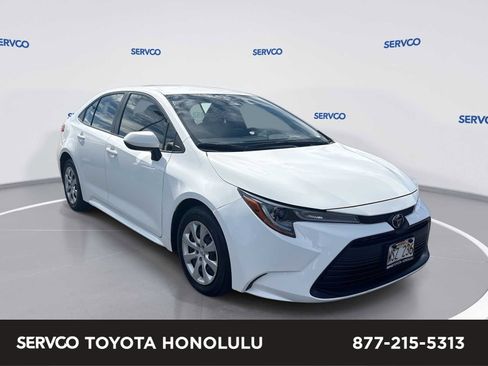 Used 2023 Toyota Corolla LE image 1