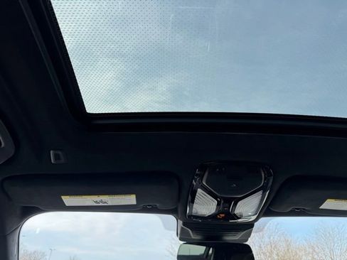 Certified 2026 BMW X7 M60i image 17