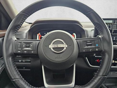 Used 2023 Nissan Rogue Platinum w/ Platinum Premium Package image 21