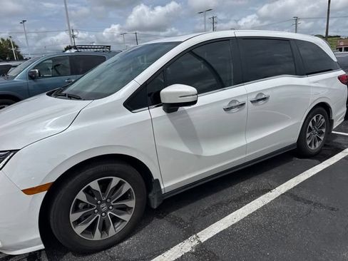 Used 2024 Honda Odyssey EX-L image 14