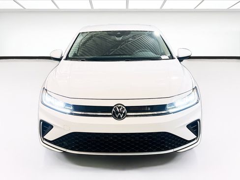 Used 2025 Volkswagen Jetta S FWD image 2