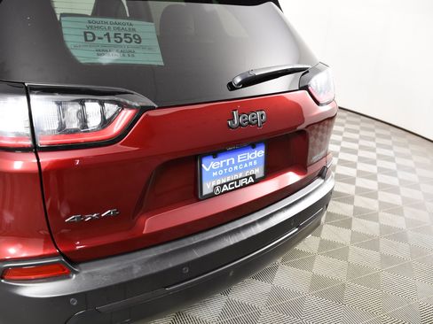 Used 2021 Jeep Cherokee Latitude Lux 80th Anniv w/ Quick Order Package 26U 80TH AWD/4WD image 15