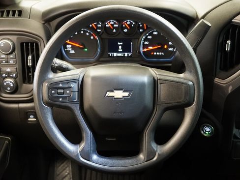 Used 2022 Chevrolet Silverado 1500 Custom image 22