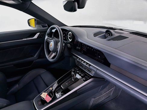 Certified 2024 Porsche 911 Carrera S RWD image 29