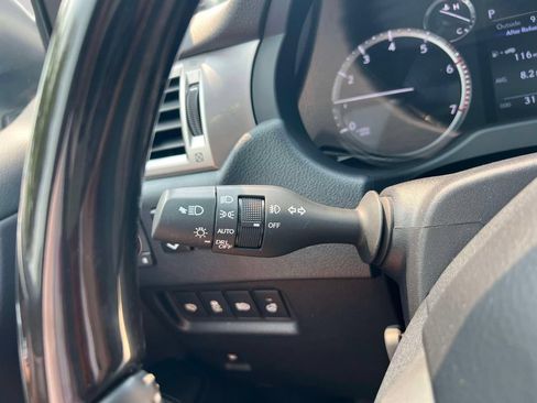 Certified 2023 Lexus GX 460 Premium w/ Premium Package AWD/4WD image 25