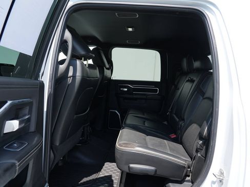 Used 2022 RAM 2500 Laramie w/ Night Edition AWD/4WD image 17