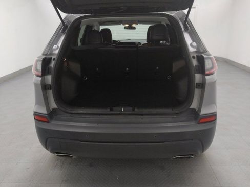 Used 2019 Jeep Cherokee Latitude Plus image 29