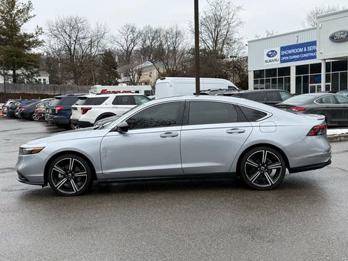 Used 2023 Honda Accord Sport image 11