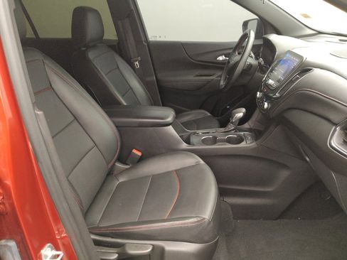 Used 2023 Chevrolet Equinox RS w/ RS Leather Package FWD image 21