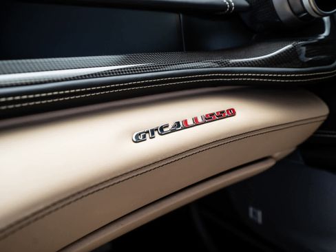 Certified 2018 Ferrari GTC4Lusso image 30