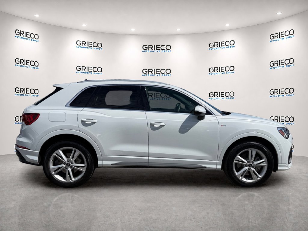 Used 2021 Audi Q3 2.0T Premium Plus w/ Premium Plus Package AWD/4WD image 8