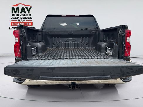 Used 2021 Chevrolet Silverado 1500 LT AWD/4WD image 13