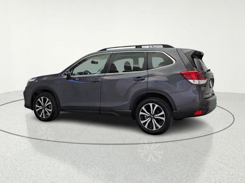 Used 2021 Subaru Forester Limited image 6