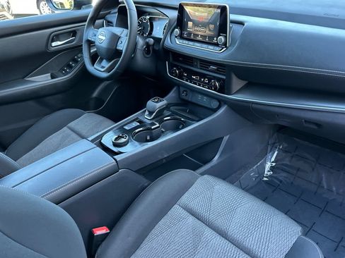 New 2026 Nissan Rogue SV AWD/4WD image 16