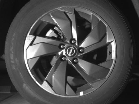 Used 2025 Nissan Rogue SV image 15