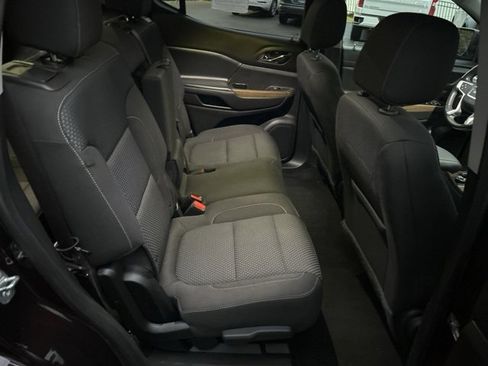 Used 2020 GMC Acadia SLE image 9