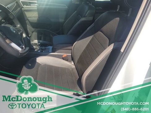 Used 2022 Volkswagen Atlas SEL Premium image 15