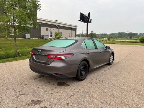 Used 2021 Toyota Camry LE FWD image 14