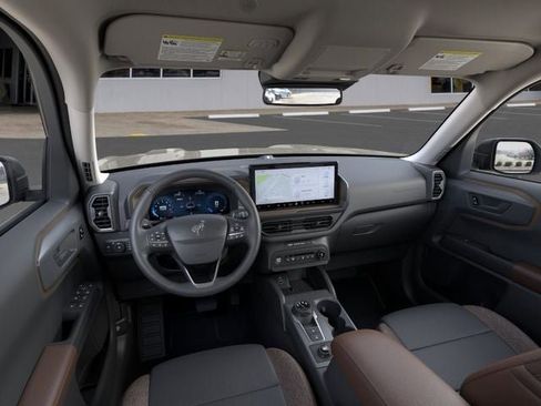 New 2025 Ford Bronco Sport Outer Banks w/ Outer Banks Tech Package+ AWD/4WD image 9
