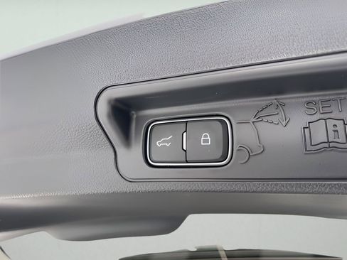 New 2026 Ford Explorer Active w/ Active Comfort Package image 19