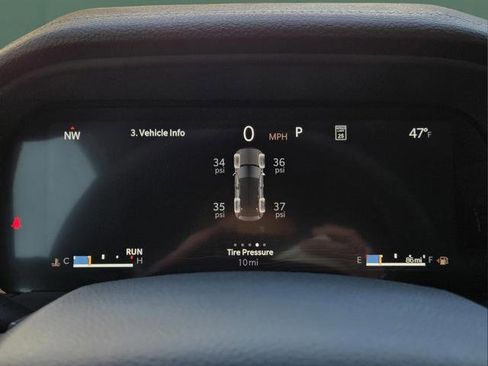 New 2026 Jeep Grand Cherokee Limited RWD image 10