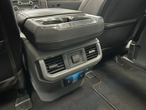 Used 2025 Ford F150 Lariat w/ Equipment Group 501A Mid image 48