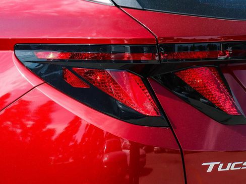 New 2026 Hyundai Tucson Blue SE image 9