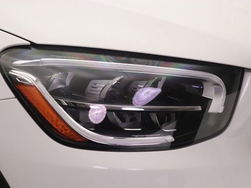 Used 2022 Mercedes-Benz GLC 300 image 24