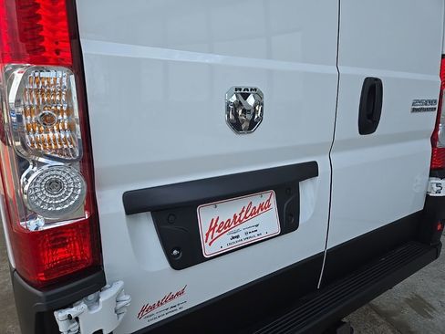 New 2026 RAM ProMaster 2500 w/ Convenience Group FWD image 18