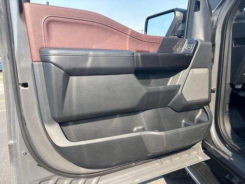 Used 2021 Ford F150 Lariat w/ Equipment Group 502A High AWD/4WD image 5