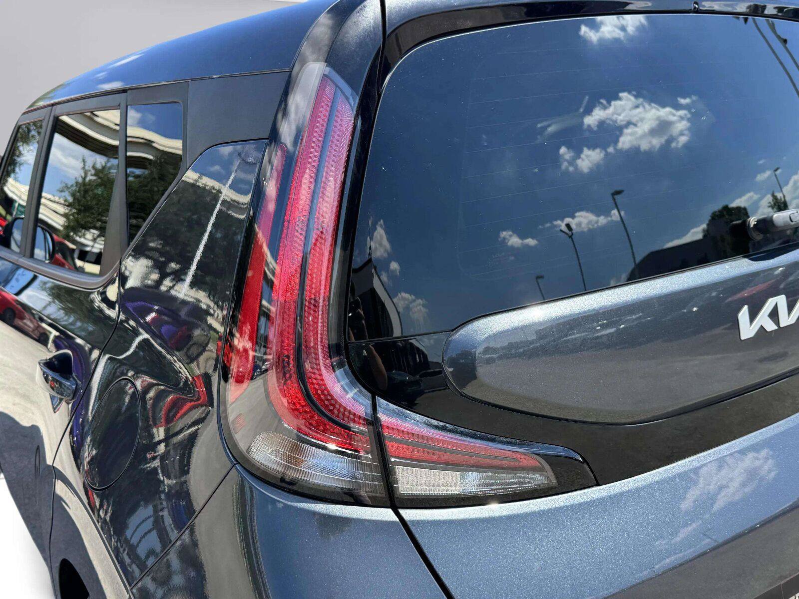 Used 2023 Kia Soul EX FWD image 14