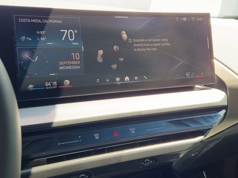 Used 2025 BMW X3 xDrive30i w/ Convenience Package image 16