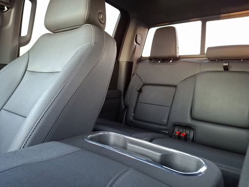 Certified 2023 GMC Sierra 1500 SLT w/ SLT Premium Package image 18