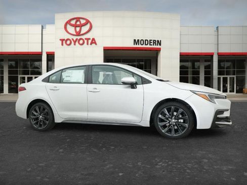 New 2026 Toyota Corolla XSE FWD image 5