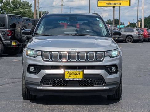 Used 2022 Jeep Compass Limited AWD/4WD image 2