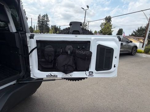 Used 2023 Ford Bronco Wildtrak AWD/4WD image 29
