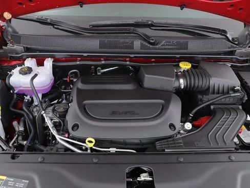 New 2026 Chrysler Pacifica Select w/ S Appearance Package FWD image 15