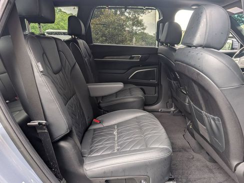 Used 2024 Kia Telluride AWD image 30