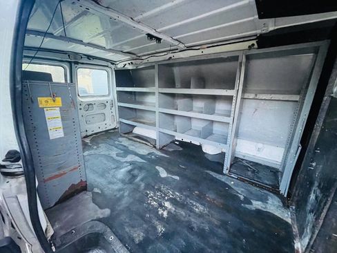 Used 2008 Ford E-250 and Econoline 250 image 14