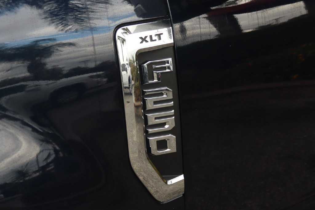 Used 2022 Ford F250 XLT w/ XLT Premium Package AWD/4WD image 56