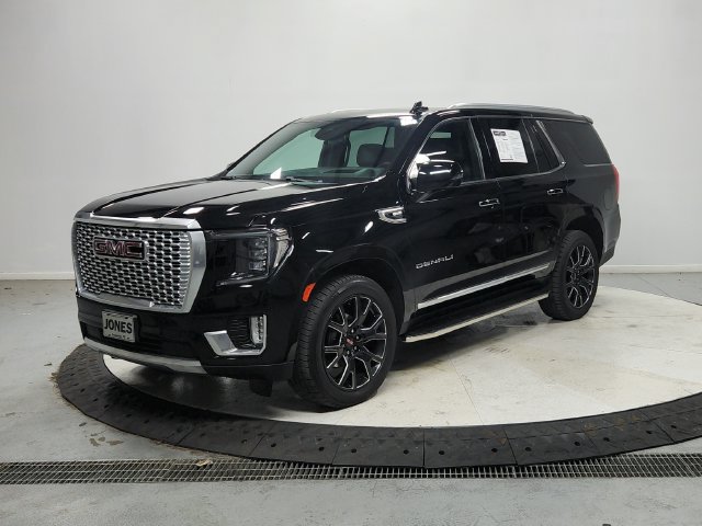 Used 2023 GMC Yukon Denali w/ LPO, Floor Liner Package AWD/4WD image 4