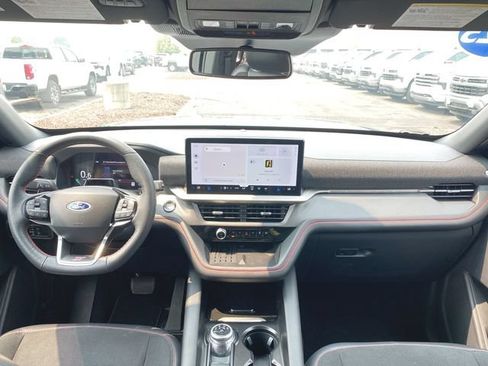 Used 2025 Ford Explorer ST AWD/4WD image 20