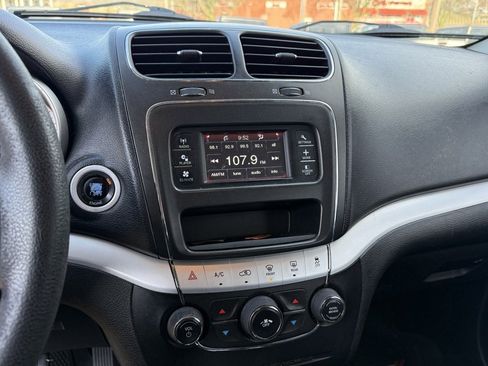 Used 2013 Dodge Journey American Value Package w/ Flexible Seating Group image 19