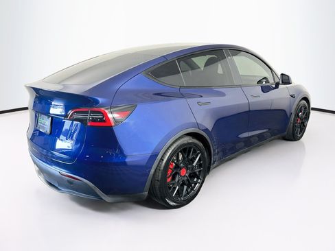 Used 2020 Tesla Model Y Performance AWD/4WD image 9