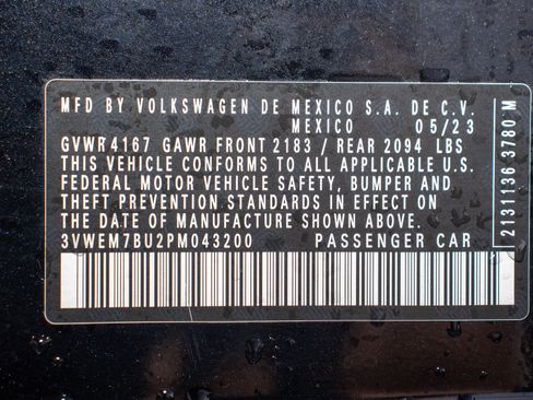 Used 2023 Volkswagen Jetta SE image 32