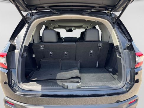 Used 2024 Honda Pilot Touring image 19