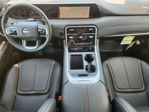 New 2026 Nissan Armada SL w/ Captain's Chari Seat Package RWD image 23