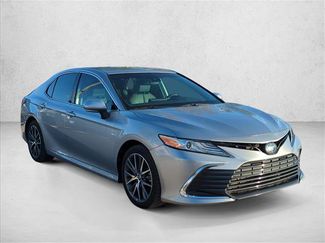 Certified 2022 Toyota Camry XLE FWD video 3